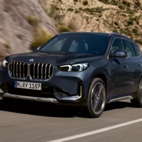 BMW X1 iX1 eDrive20 2026 completo
