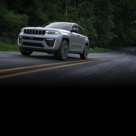 Jeep Grand Cherokee Altitude 2025 completo