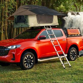 Mazda BT-50 Base completo