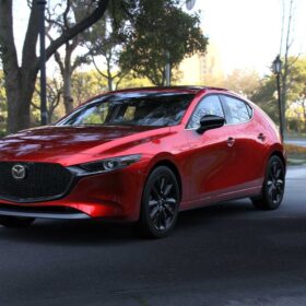 Mazda Mazda3 Hatchback i Sport completo