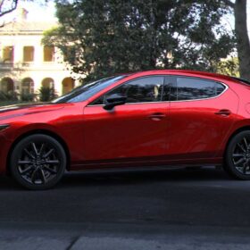 Mazda Mazda3 Hatchback i Sport completo
