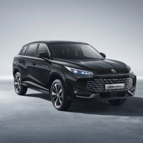 MG Motor HS Nueva Excite DCT completo