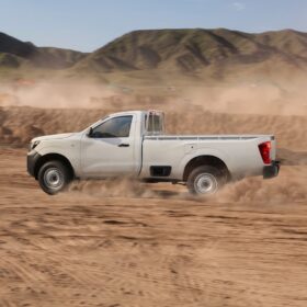 Nissan NP300 Pick Up TM AC completo