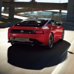 Nissan Z Touring MT completo