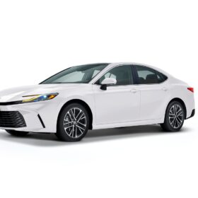 Toyota Camry HEV LE HEV completo