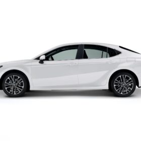 Toyota Camry HEV LE HEV completo