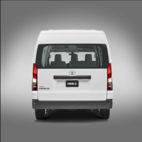 Toyota HiAce 12 Pasajeros completo