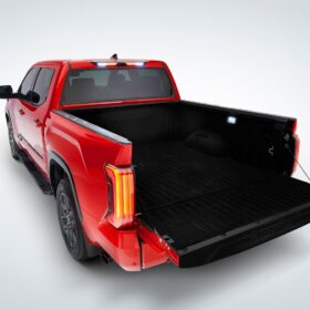 Toyota Tundra HEV Platinum HEV completo