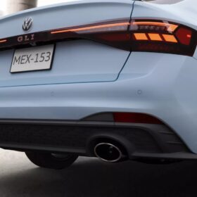 Volkswagen Jetta GLI 2026 completo