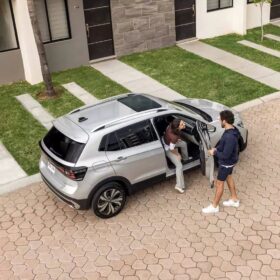 Volkswagen Taigun Comfortline TSI 2026 completo